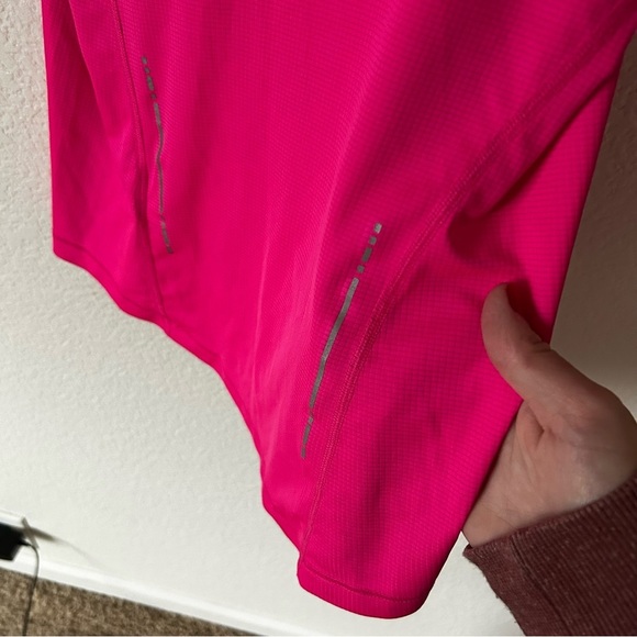 ASICS Vibrant Pink Gym, Athletic, Workout, Lightweight Tank Top for Women - Picture 3 of 6